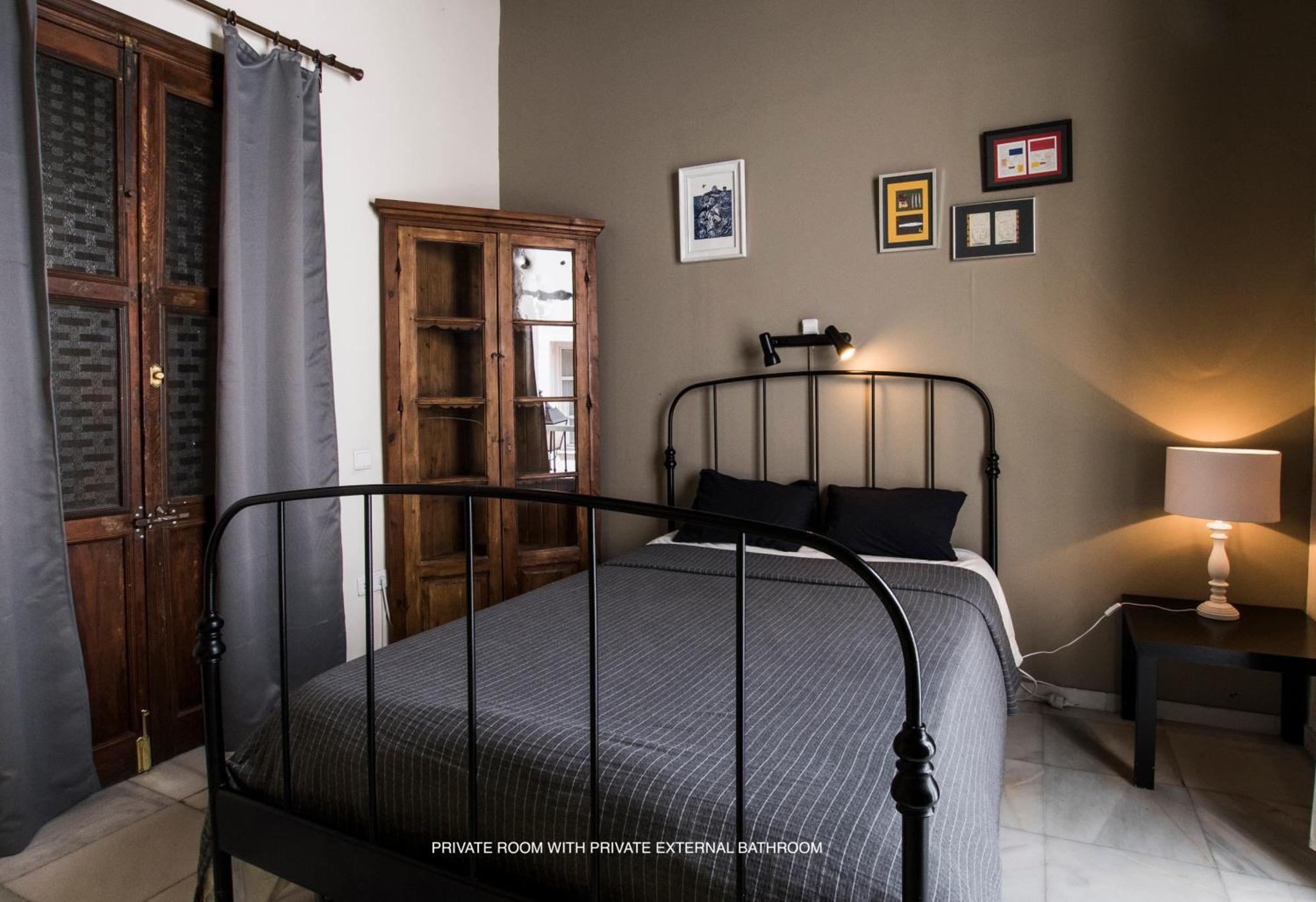 Casa Piratas Y Mina Apartment Кадис Екстериор снимка